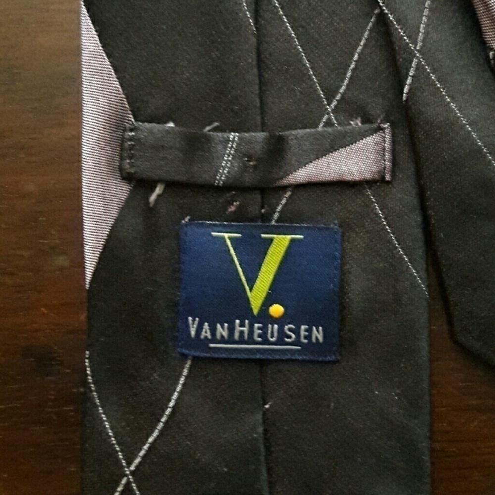 VAN HEUSEN Purple, Lavender & Light Green Necktie - Picture 2 of 3